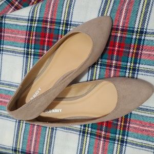 Tan flats